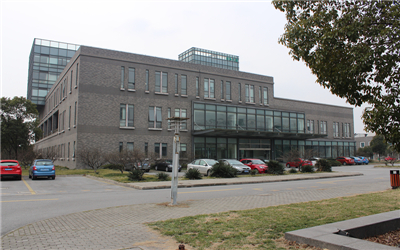 1525310660760984.jpg 辦公大樓外景-s.jpg