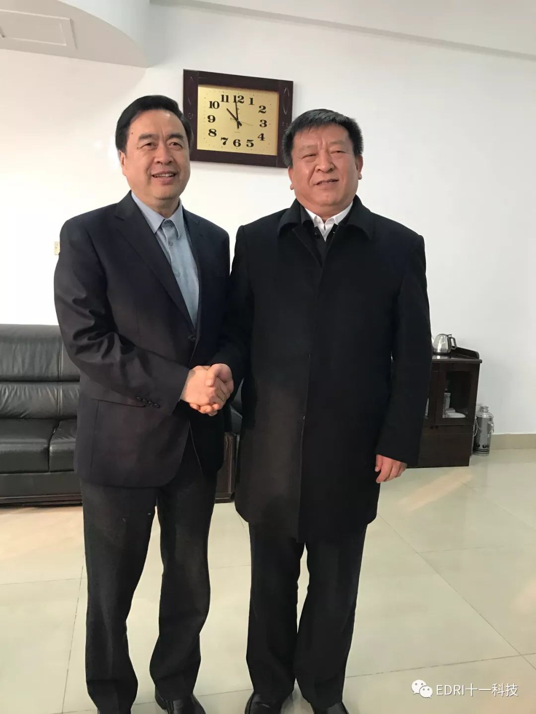 1513588904108109.jpg 2.jpg